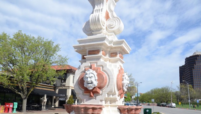 Seville Light Fountain