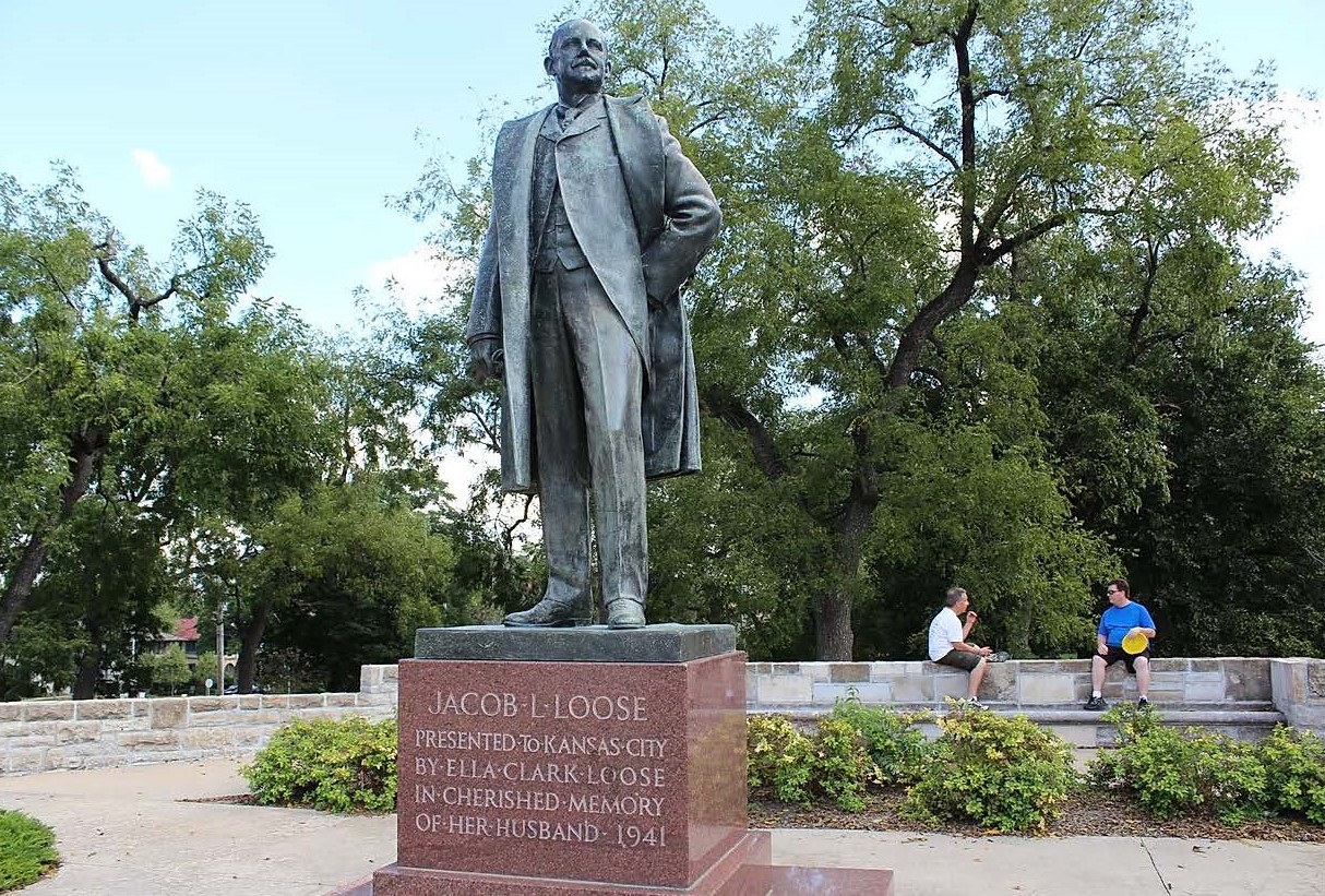Jacob L Loose statue