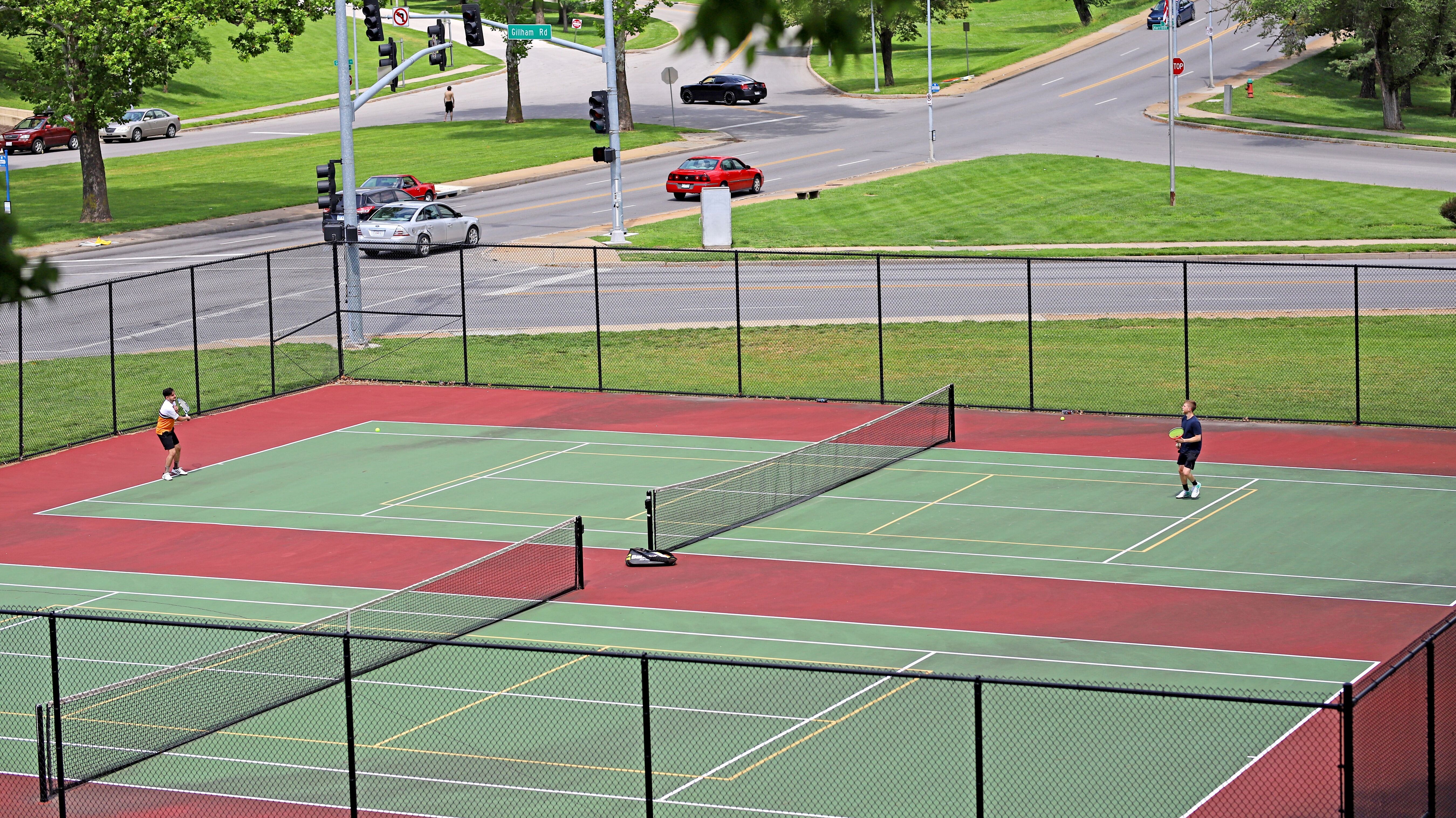 Gillham Park Tennis Courts
