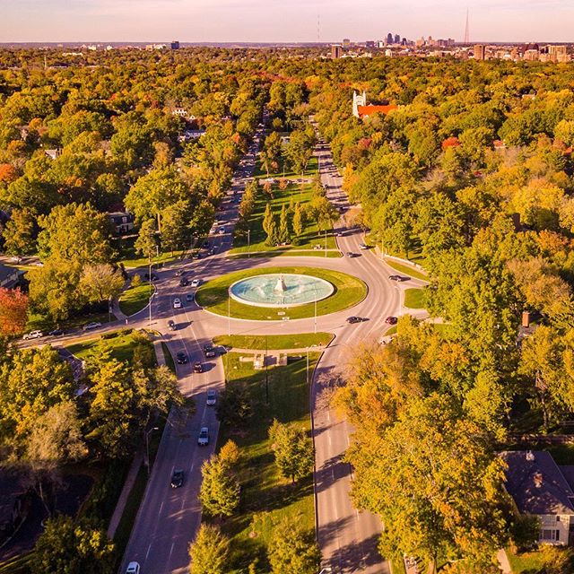 One final shot of Meyer Circle Sea Horse Fountain before it is turned off for the season. Photo via Drone On Demand. #UAS4AEC #CityOfFountains #KCParks #WinterIsComing #droneoftheday #dronephotography