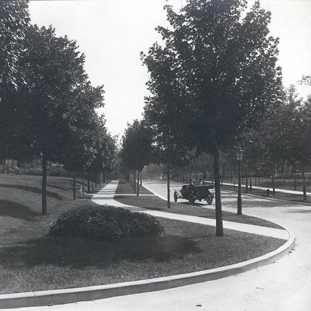 #ThrowbackThursday #KCParks Valentine Road (east from W. Prospect Place) circa 1910 #TBT #ValentinesDay2018 #Valentine #ValentinesDay