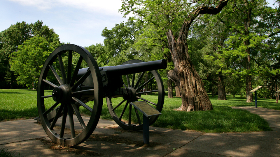 Civil War Battlefield Cannon