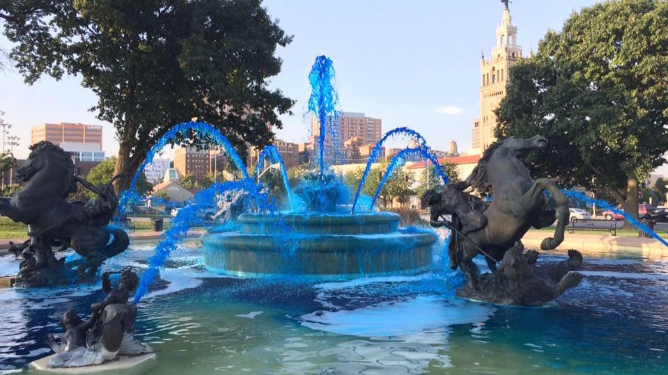 Roo Blue Fountains for UMKC Spring Commencement