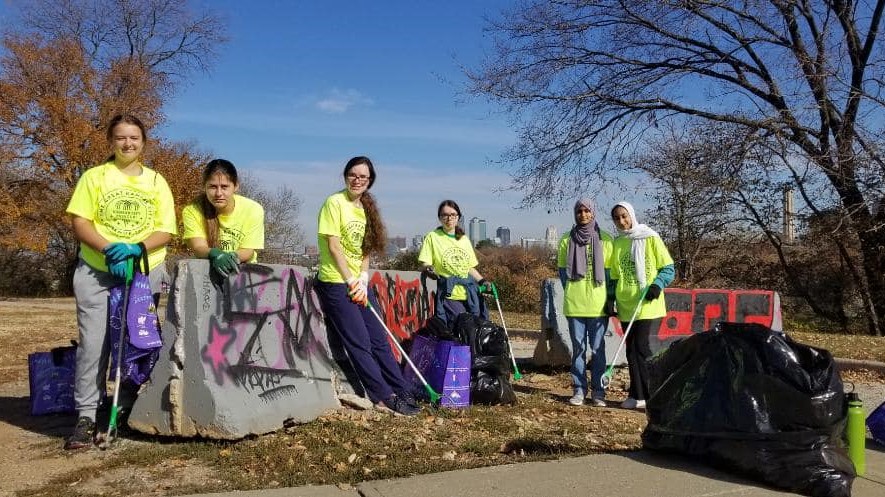 KC Parks Ambassadors participate in the second Great Kansas City Cleanup