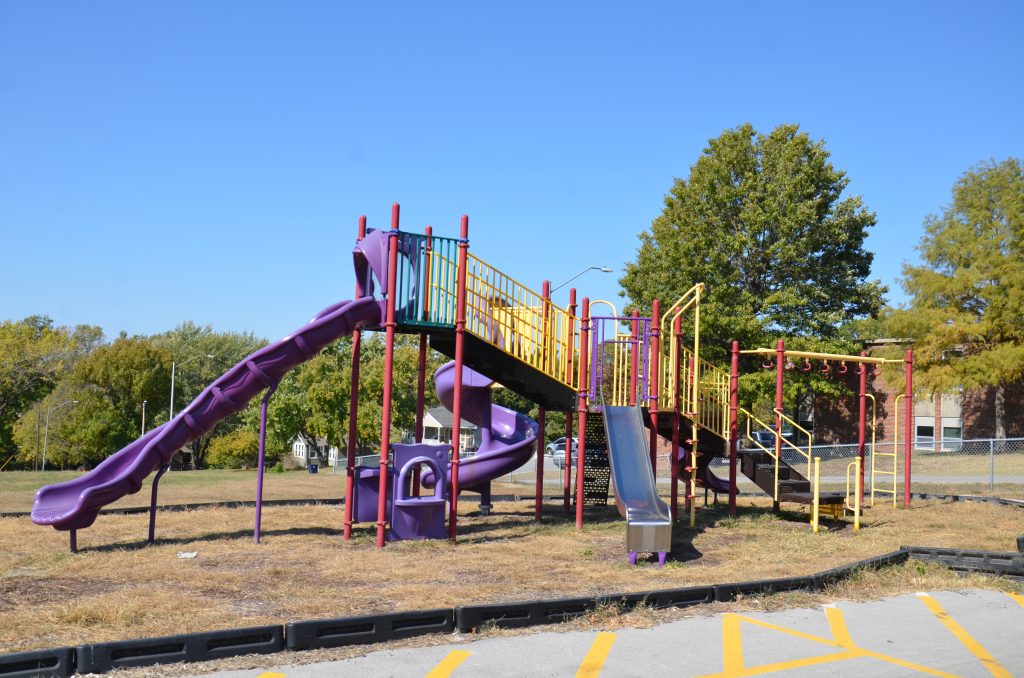 Winnwood Park Playground3