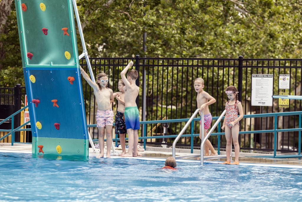 Tony Aguirre Community Center Outdoor Pool 28